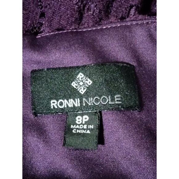 Ronni Nicole Purple Lace Fully Lined Scalloped Hem Back Zipper Dress Size 8P - Picture 8 of 9